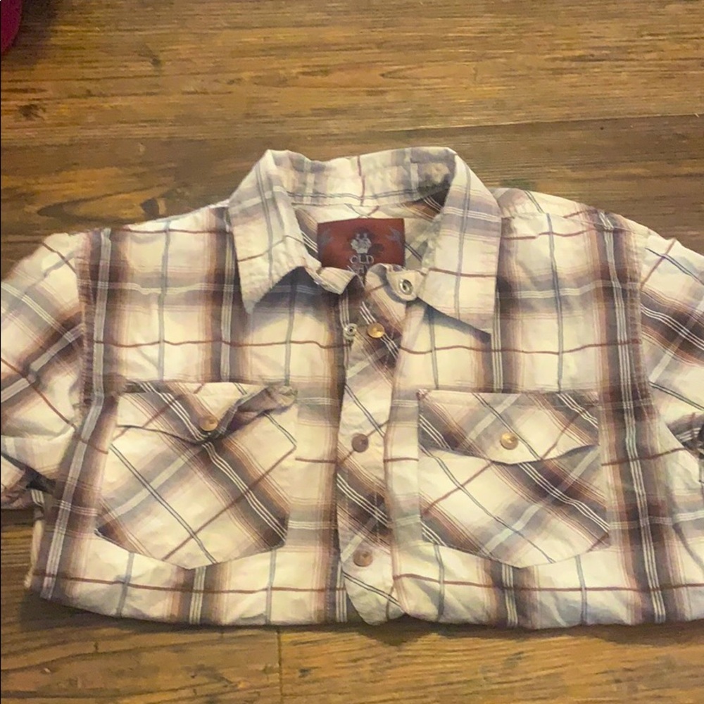 Short sleeve button down shirt